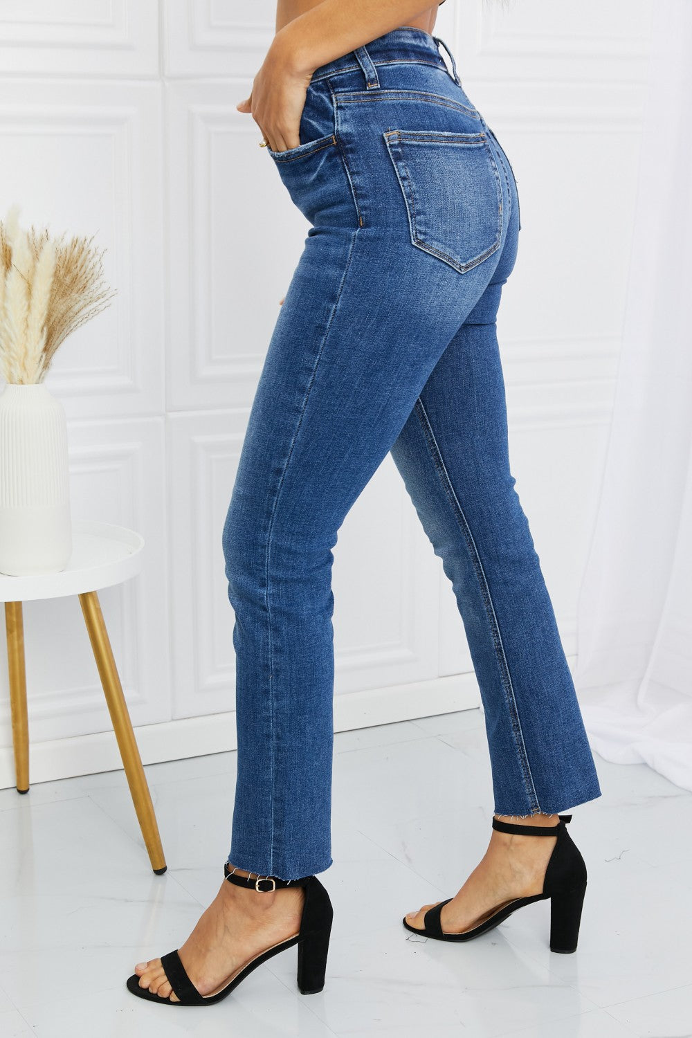 Vervet by Flying Monkey Full Size Raw Hem Cropped Jeans