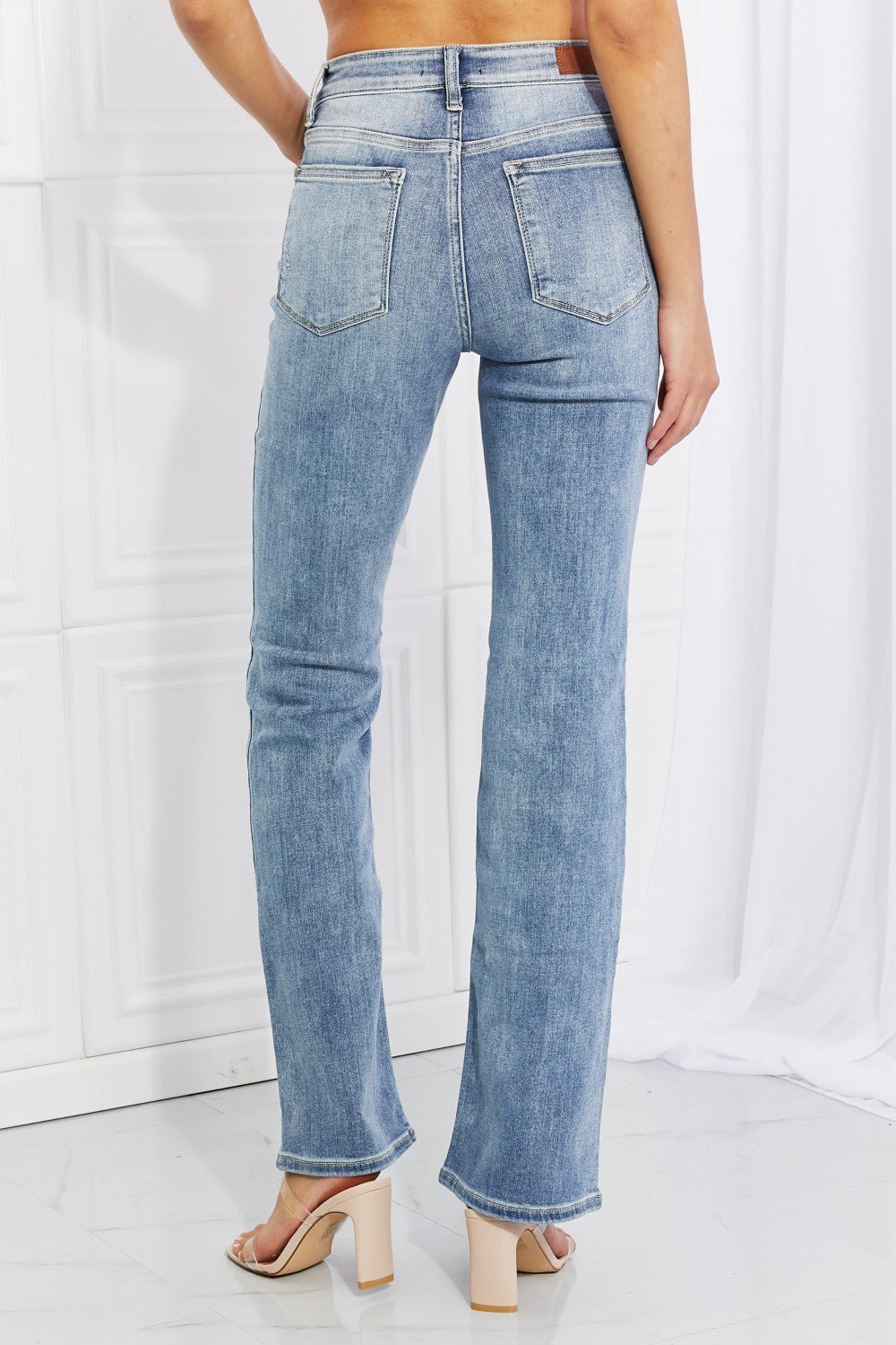 Judy Blue Full Size Maddison Midrise Bootcut Jeans